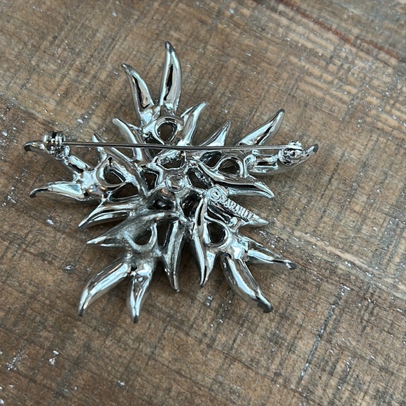 Sarah Coventry Aurora Blaze Vintage Brooch & Earrings Set. 1960’s - Picture 8 of 16